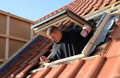 Pose de fenêtres de toit Velux à Hornaing